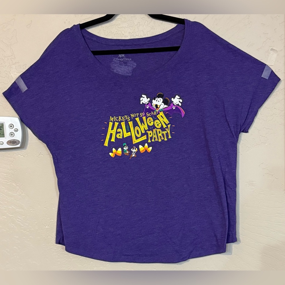 Disney 2017 Halloween Shirt, Size XXL